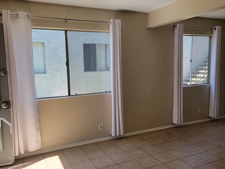 1180 Portola Rd — Photo 3