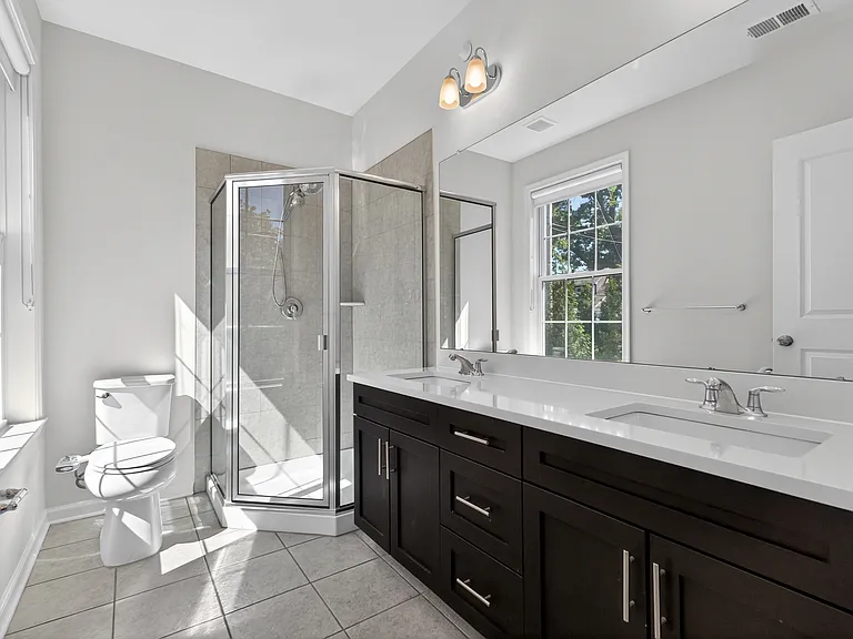 60 Roosevelt Dr — Photo 29