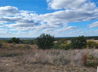 148 Falling Oak Trl, Blanco, TX 78606