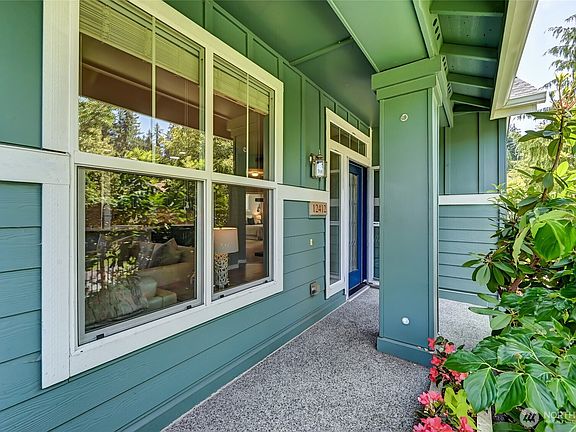 4th image of 12412 243rd Terrace NE