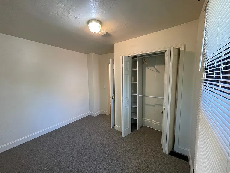 423 High St — Photo 8