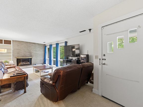 5th image of 700 Contour Ave