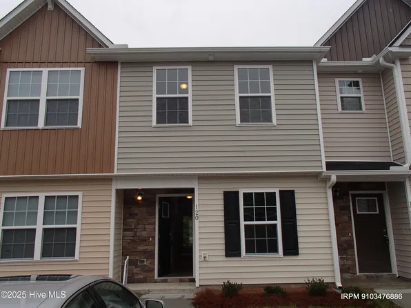 120 Beacon Woods Dr, Holly Ridge, NC 28445