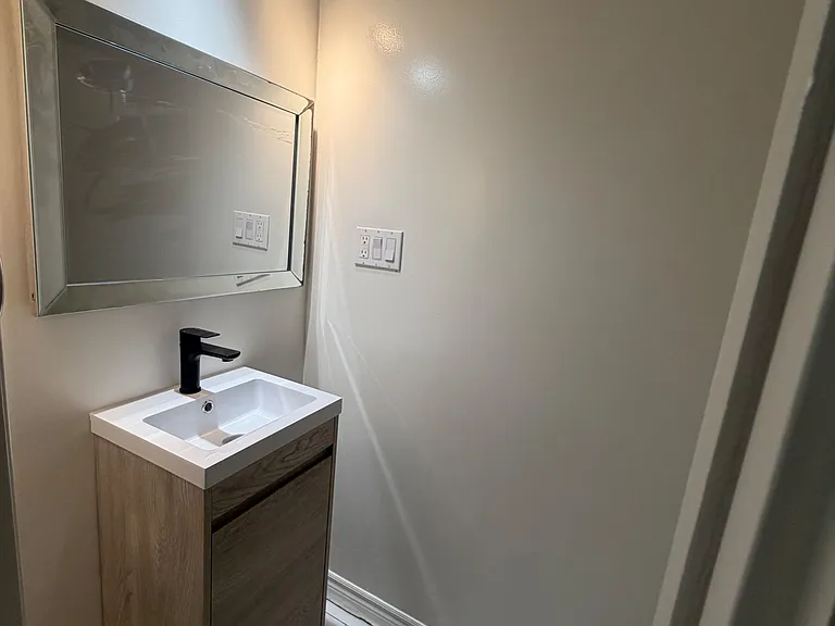 1725 Ernest Ave #26 — Photo 6