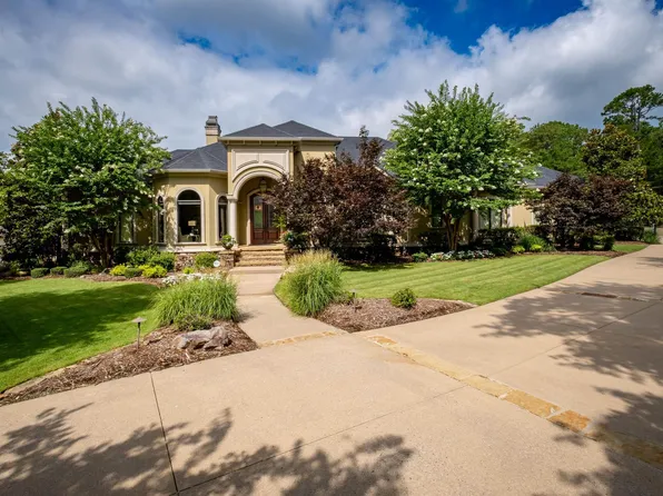 48 Germay Ct, Little Rock, AR 72223