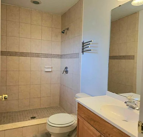 5525 Yale St — Photo 10
