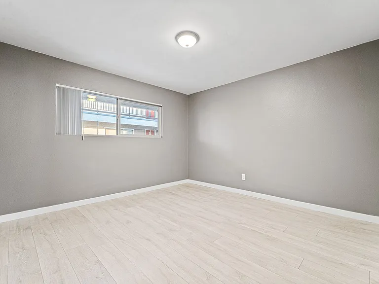 4366-4380 Mississippi St — Photo 15