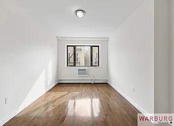 Rented by Warburg