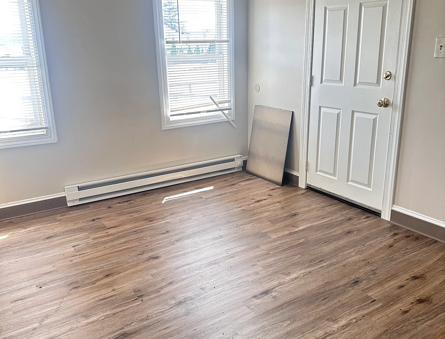 1 bed, $1,300 — Photo 4