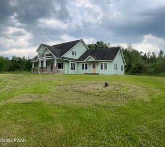 582 Spring Hill Rd, Moscow, PA, 18444