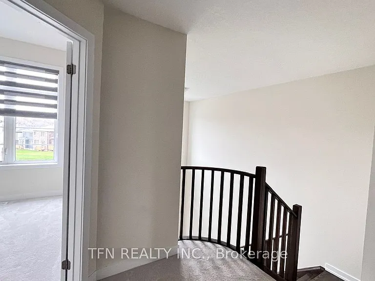 Sundin Dr — Photo 14