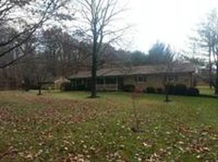 40 White Oak Dr, Blue Ridge, VA 24064