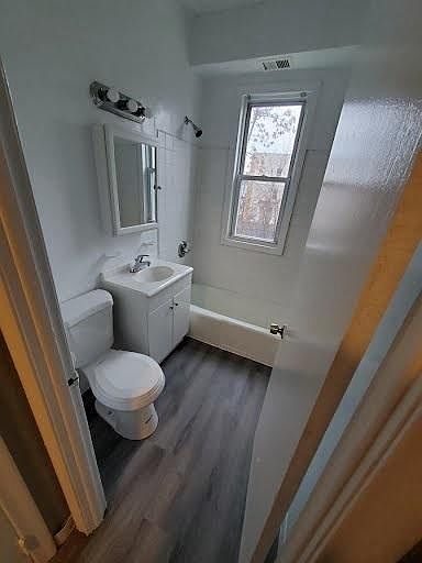 2nd image of 2495 Main St #5