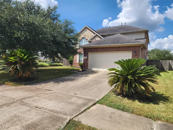 8930 Silent Hills Ln, Richmond, TX 77407