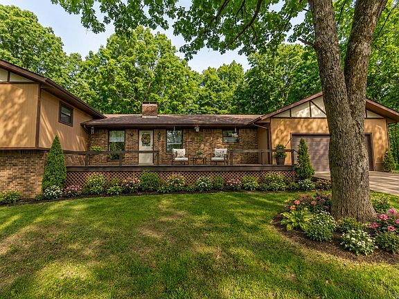 5th image of 50 Linda Ln