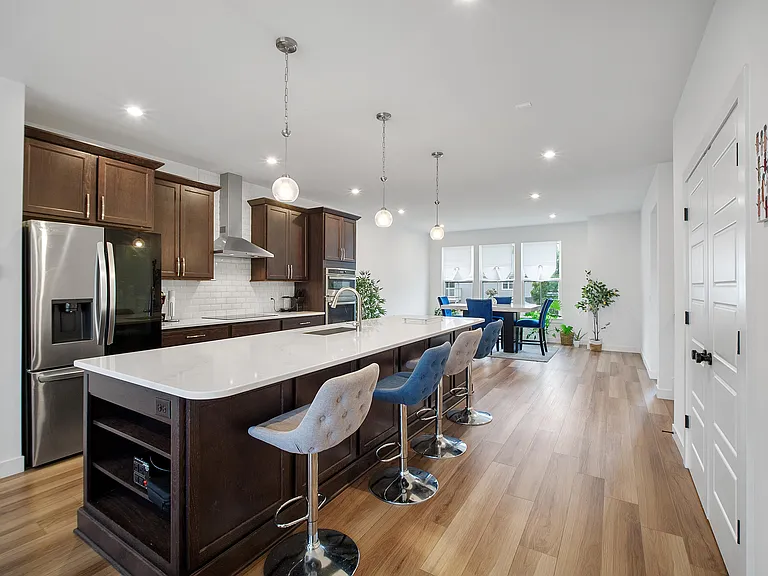8937 Eager Rd — Photo 15