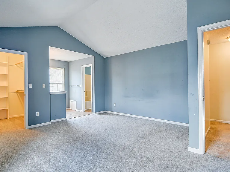 751 Ridge Cir — Photo 20