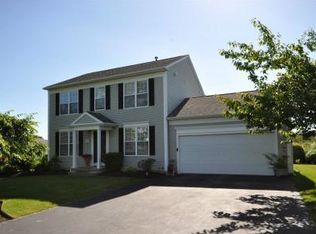 14 Carriage Trl, Middletown, RI 02842