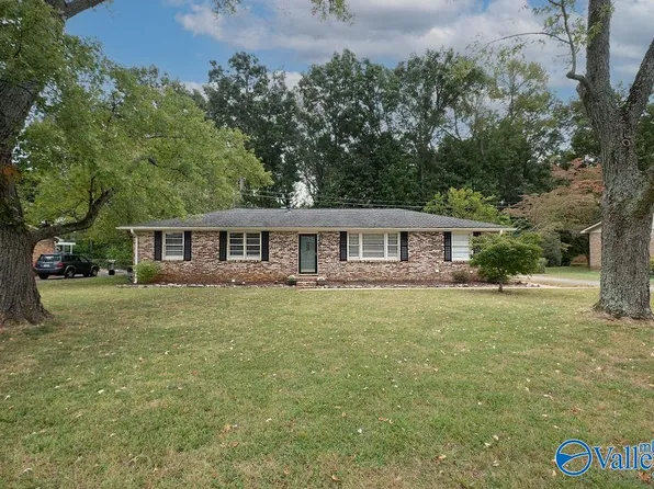 418 Harolds Dr NW, Huntsville, AL 35806