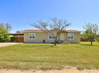 630 3rd St, Hawley, TX 79525