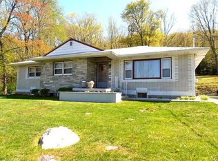 27 Old Vienna Rd, Hackettstown, NJ 07840