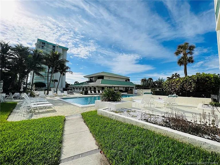 9900 S Ocean Dr #810 — Photo 83