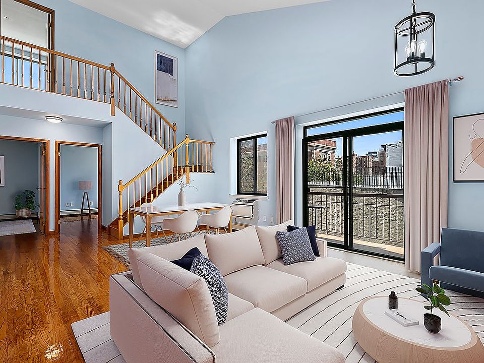 1st image of 209 Smith St APT 4A