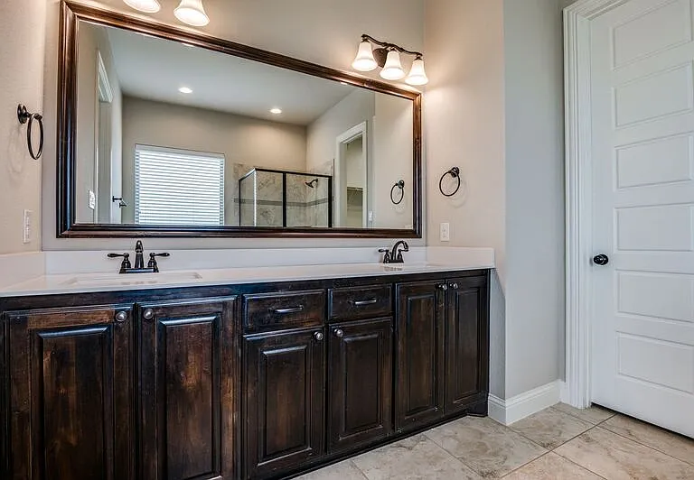 830 Cross Creek Dr — Photo 7
