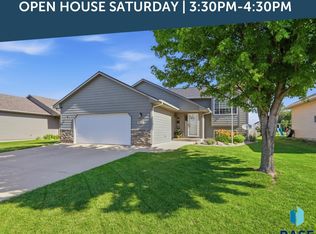 902 Miah St, Harrisburg, SD 57032
