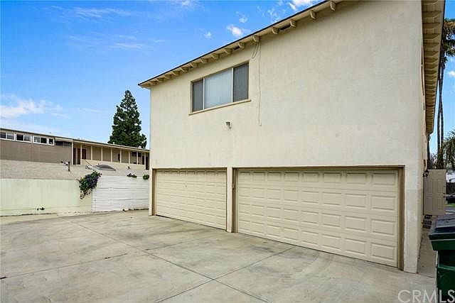 2nd image of 1226 Manhattan Beach Blvd