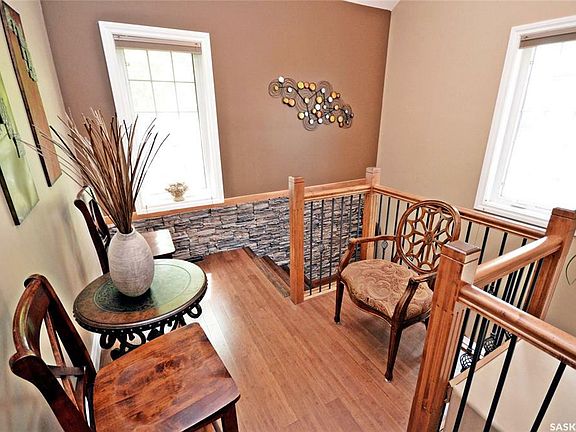 5th image of 13 Ernfold St