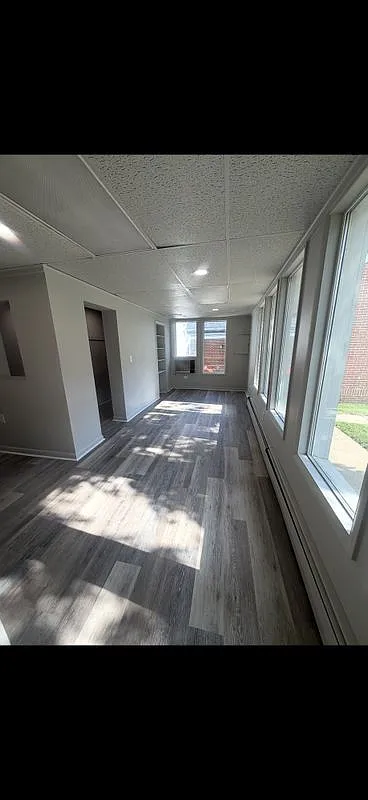 2 bed, 1.5 bath, 700 sqft, $925 — Photo 1