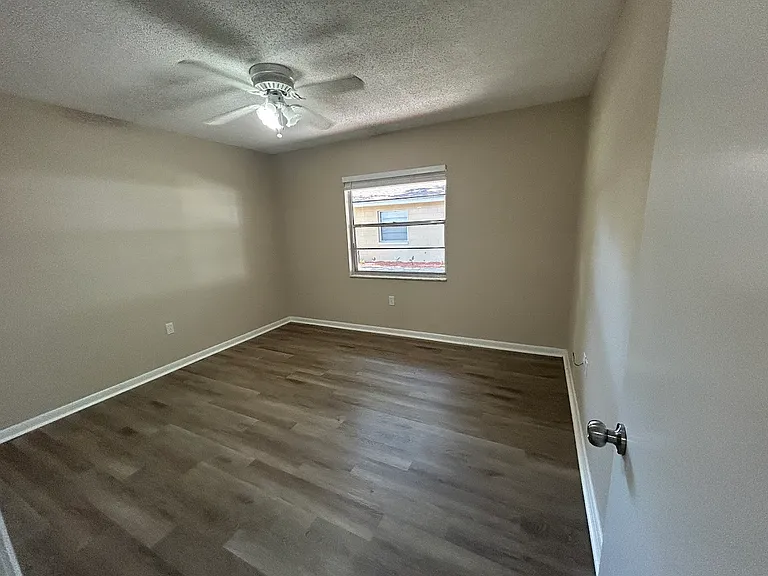 1308 Gilbert Ave #1308 — Photo 10