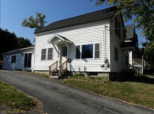 38 Parker St, Bangor, ME 04401