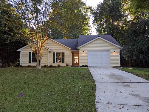 1512 Kempsey Cir Photo 1