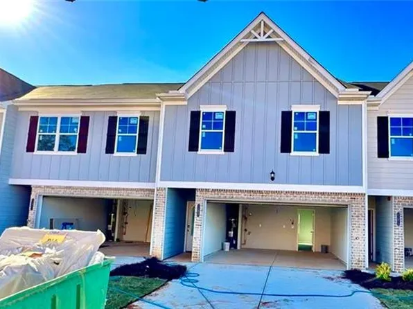 11681 Mendenhall Ct, Hampton, GA 30228