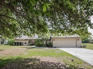 8907 68th Ave E, Bradenton, FL 34202