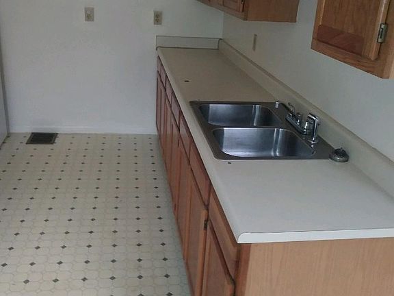 2nd image of 772 Straight St APT 1