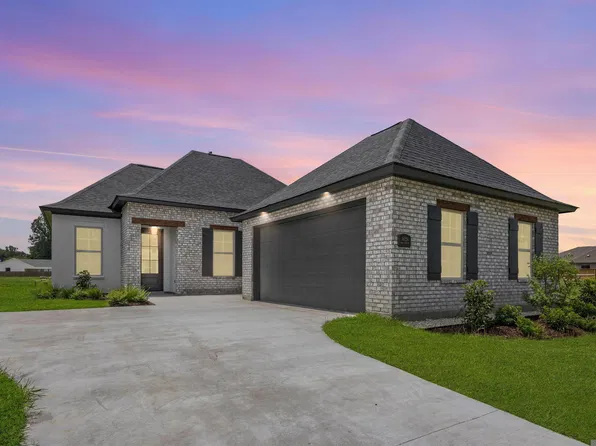 36259 Belle Parc Ave, Geismar, LA 70734
