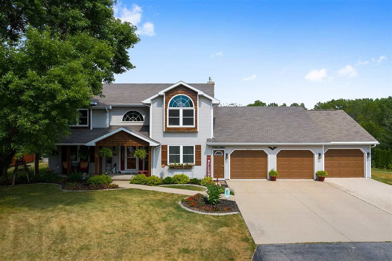 W2760 Oakridge Ct, Appleton, WI 54915 | Zillow