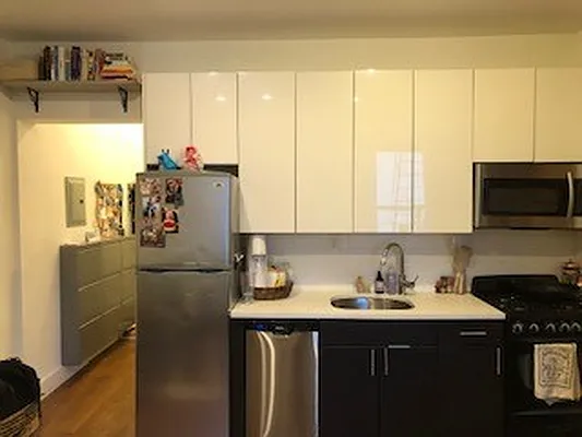 Rented by Trion Real Estate Management | media 10