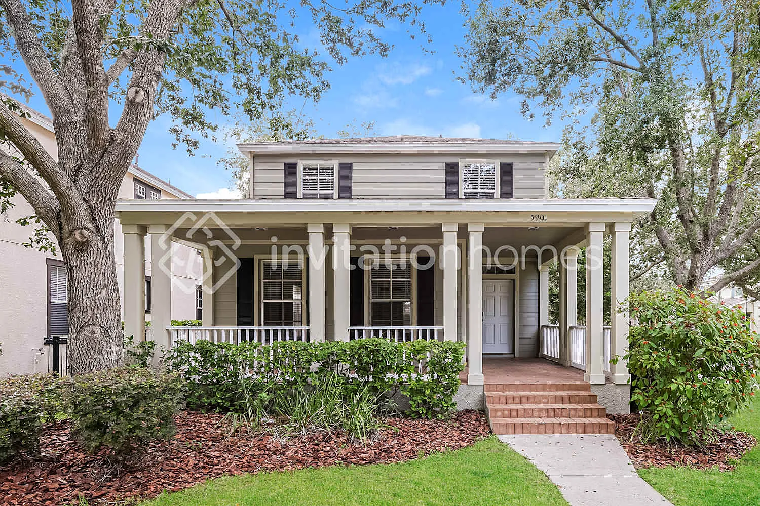 5901 Grand Loneoak Ln Lithia, FL 33547 — Photo 1