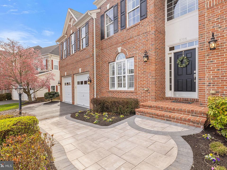 1st image of 5786 Coachview Ct