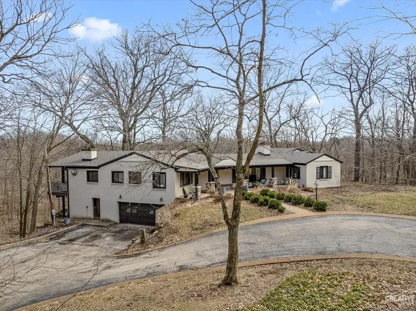 440 Willow Rd, New Lenox, IL 60451