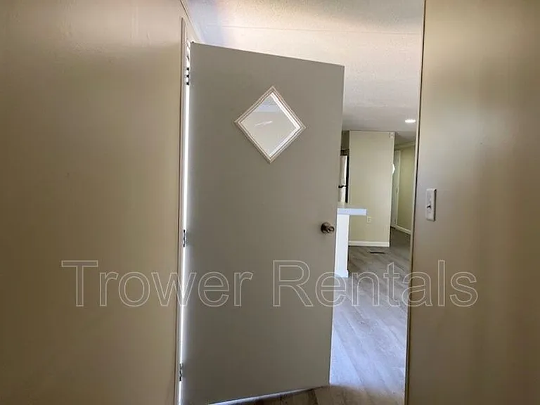 2412 Sun St — Photo 54