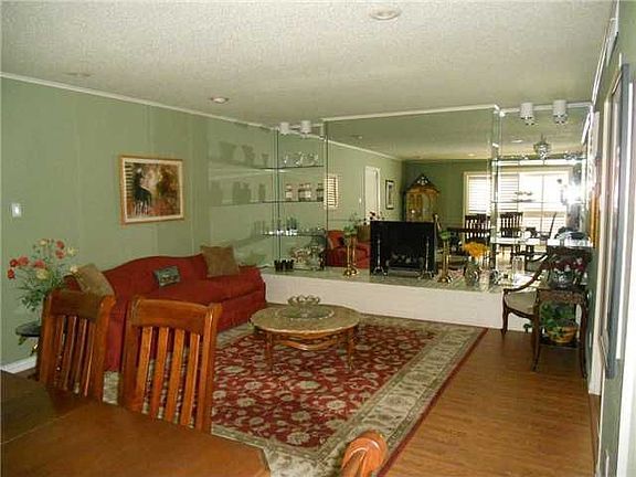 2nd image of 5701 Bonneville Ln