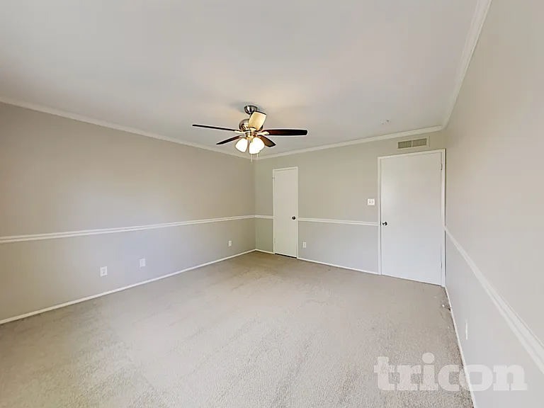 416 Forestwood Dr — Photo 6