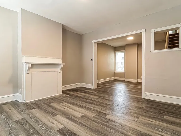 4537 N Gratz St — Photo 4