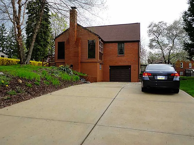 1121 Braun Rd photo 1