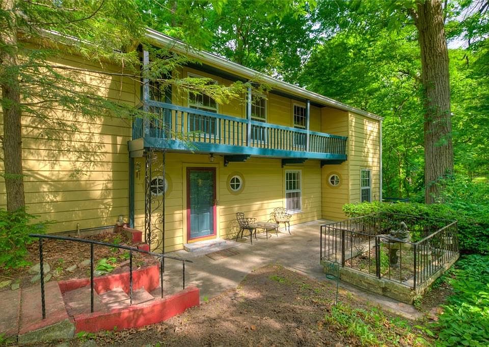 1st image of 1713 Highland Ct